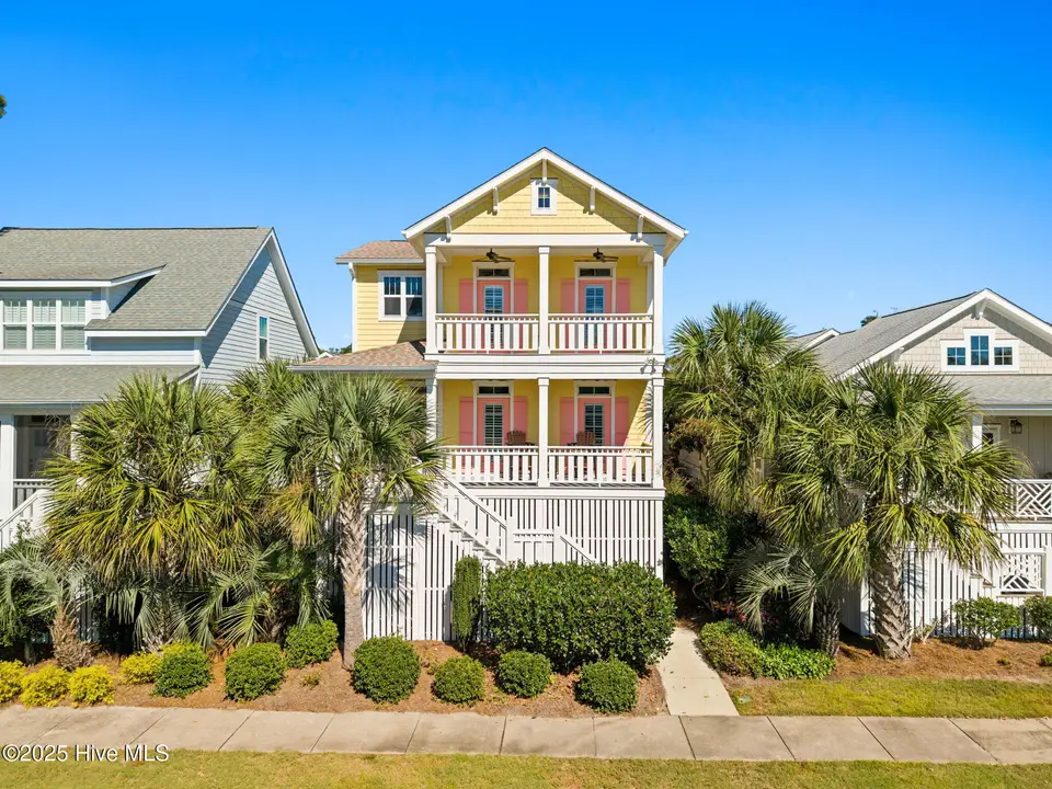 6467 Timber Hitch Drive SW, Ocean Isle Beach, NC 28469 – photo 1 of 77: 10-web-or-mls-CamMediaLLC.com (11 of 77)