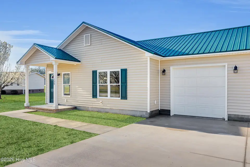 138 Macdonald Boulevard, Havelock, NC 28532 – photo 1 of 36: 10_5a