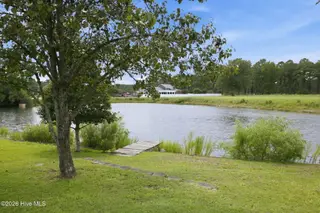 107 Silver Lake Court, Swansboro, NC 28584 – photo 9: 35-web-or-mls-590A5392