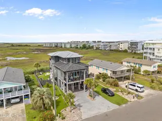 112 Virginia Avenue, Carolina Beach, NC 28428 – photo 11: 11-web-or-mls-DJI_20250530155825_0994_D