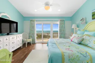 565 Salter Path Road S3 Ocean Grove West, Pine Knoll Shores, NC 28512 – photo 15: Primary suite
