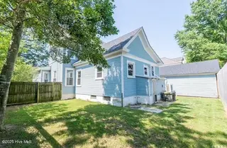 500 W Church Street, Elizabeth City, NC 27909 – photo 3: IMG_9636