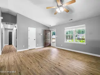 249 S Creek Drive, Jacksonville, NC 28540 – photo 6: Living Room