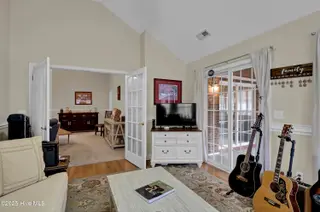 7773 Cypress Island Drive, Wilmington, NC 28412 — 3-bedroom home in Cypress Island, Wilmington, NC, photo 11 of 38