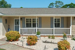 211 S Shore Drive, Southport, NC 28461 – photo 6