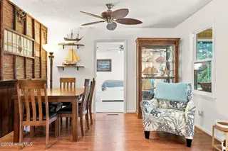 208 Dixon Circle, Washington, NC 27889 – photo 5: 40-web-or-mls-IMG_0020