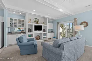 2905 Pointe West Drive 5b2, Emerald Isle, NC 28594 – photo 10: 10-web-or-mls-1S3A5034