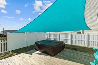 601 Emerald Drive, Emerald Isle, NC 28594 – photo 10: Hot Tub Porch