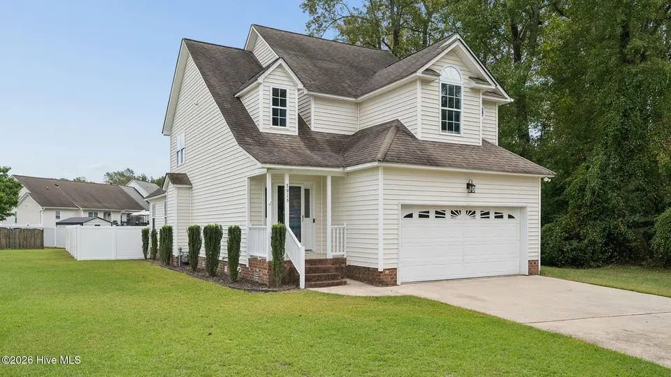 3916 Edgestone Court, Winterville, NC 28590 — 3-bedroom home in Vancroft, Winterville, NC, photo 1 of 38: 3916 Edgestone Ct