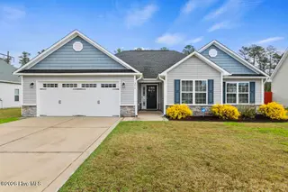 256 Wood House Drive, Jacksonville, NC 28546 – photo 1: 425A8646