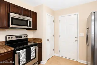407 Hidden Oaks Drive, Jacksonville, NC 28546 – photo 24