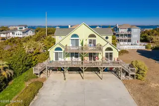 1914 Ocean Drive E, Emerald Isle, NC 28594 – photo 2: 7-web-or-mls-chadwick-visuals-1914-ocean