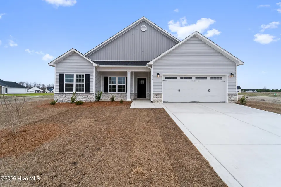 127 Sanctuary Street, Jacksonville, NC 28546 – photo 1 of 35: DSC09912