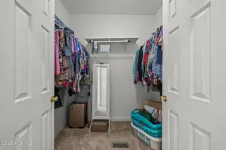 6002 Gondolier Drive, New Bern, NC 28560 – photo 21: Master Closet