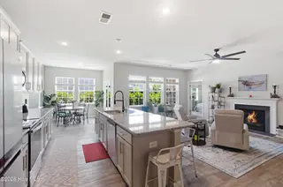 302 Ginger Drive, New Bern, NC 28560 – photo 11: 302 Ginger Drive, New Bern, NC 28560