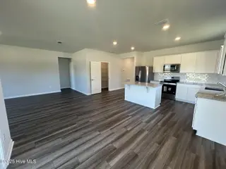 535 Coronado Avenue SE 64, Leland, NC 28451 – photo 7: Kitchen