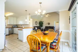 125 Brookside Way, Pikeville, NC 27863 – photo 10: Dining Area