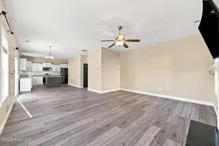 206 Seville Street, Jacksonville, NC 28546 — 4-bedroom home in Carolina Plantations, Jacksonville, NC, photo 16 of 54