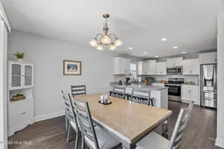 806 Calebs Creek Court, Maysville, NC 28555 – photo 11: Dining Area