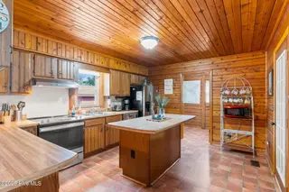 103 NE 17th Street, Oak Island, NC 28465 – photo 13: 13-web-or-mls-CAMMediaLLC.com (25 of 40)