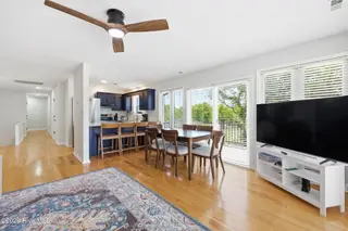 312 Channel Drive B, Emerald Isle, NC 28594 – photo 5: livingroom