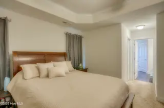 326 Lonesome Dove Court, Maysville, NC 28555 — 4-bedroom home in Village Creek, Maysville, NC, photo 17 of 40: 326 Lonesome Dove - Interior_16
