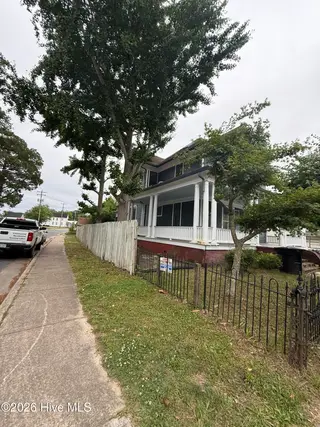 410 N Road Street, Elizabeth City, NC 27909 – photo 2: IMG_2202