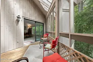 6229 Harbourside Drive, New Bern, NC 28560 – photo 17: 23-web-or-mls-0C0A4558