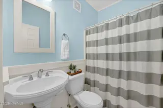 321 S 7th Street, Wilmington, NC 28401 — 3-bedroom home, Wilmington, NC, photo 21 of 34: 024_img_7566_555