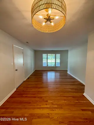 208 W 15th Street, Washington, NC 27889 – photo 22: Living Room