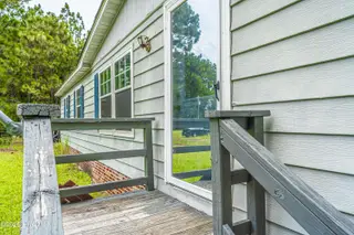 2820 Roseland Road, Aberdeen, NC 28315 – photo 4: Front entry