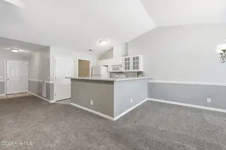 2225 Locksley Woods Drive F, Greenville, NC 27858 – photo 8: 30-web-or-mls-IMG_8687