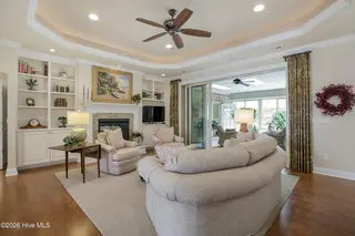 214 Fayemarsh Road, Wilmington, NC 28412 — 3-bedroom home in Village at Motts Landing, Wilmington, NC, photo 14 of 49: Fayemarsh214-4LrShaneL33A9992-CR2 copy
