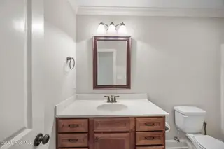 2019 Leighton Drive A, Greenville, NC 27834 – photo 22: 24-web-or-mls-BLS_0045