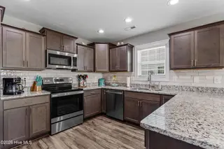 372 Water Wagon Trail, Jacksonville, NC 28546 – photo 11: 11