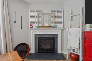 324 Frida Road, New Bern, NC 28560 – photo 18: Fireplace
