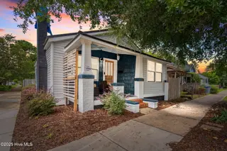 1001 N 7th Street, Wilmington, NC 28401 – photo 1: 1-web-or-mls-DSC09826_2