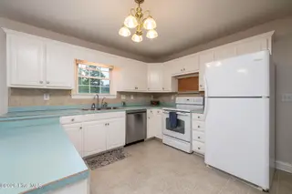122 Laura Drive, New Bern, NC 28562 – photo 13: 122 Laura Drive, New Bern, NC