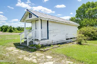 1352 Cornwallis Road, Rose Hill, NC 28458 — 3-bedroom home, Rose Hill, NC, photo 11 of 45