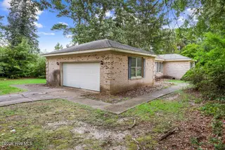 406 Daniel Drive, Goldsboro, NC 27534 – photo 4: 406 Daniel Dr-5