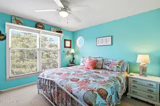 315 Brunswick Avenue W, Holden Beach, NC 28462 – photo 17: 25_315_brunswick_ave_w_025