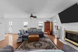 122 Quinton Street, Holden Beach, NC 28462 — 3-bedroom home in Holden Beach, Holden Beach, NC, photo 9 of 54: 26-web-or-mls-BTS09121