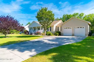 126 Tiffany Way, Beaufort, NC 28516 – photo 2: 2