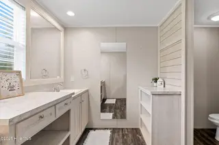 546 Pond Road, Rocky Point, NC 28457 – photo 23: Primary Bathroom
