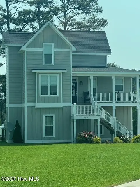 121 Jade Street, Beaufort, NC 28516 – photo 1 of 1: Similar Image of house to be built
