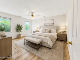 537 Chattooga Place Drive, Wilmington, NC 28412 — 3-bedroom home in Chattooga Place, Wilmington, NC, photo 5 of 69: Primary Bedroom