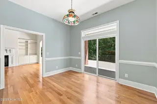 3807 Leaf Court, New Bern, NC 28562 – photo 19: 30-web-or-mls-0C0A2450_edit