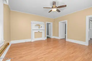 300 W Howard Avenue, Tarboro, NC 27886 – photo 4: Living Room