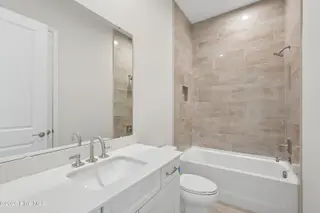 1562 St. Lucia Drive SW, Shallotte, NC 28470 – photo 14: Secondary Bathroom