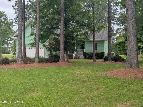 53 Country Club Dr, Shallotte
